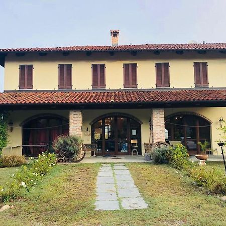 La Madonnina Agriturismo Dorè Alba  Extérieur photo